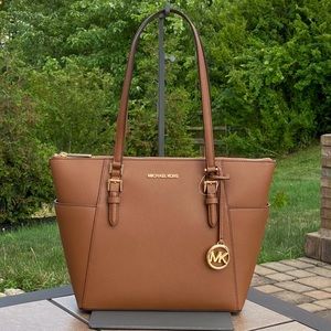 NWT Michael Kors Charlotte Lg Top Zip Tote